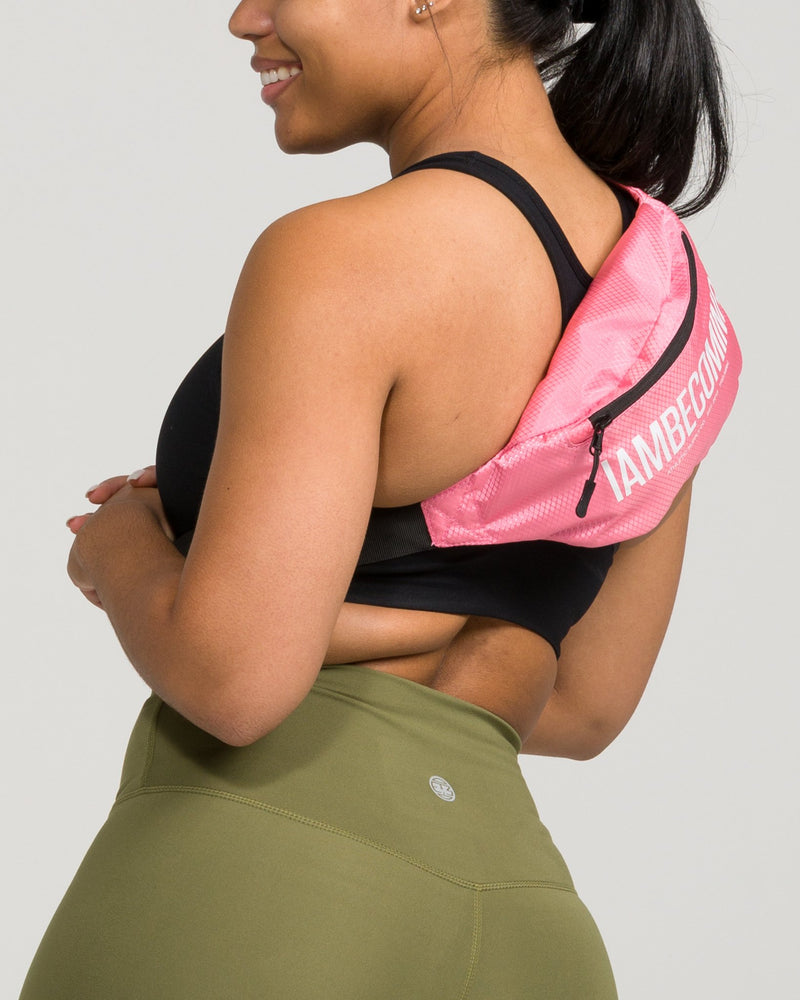 IAMBECOMING Crossbody Bag Pink